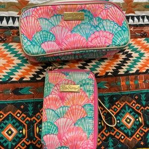 Lilly Pulitzer make up bag and wristlet. Excellent used condition.